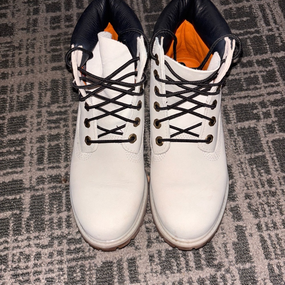 Timberland Boot Light Grey Nubuck, Waterproof‎ in Size7.5